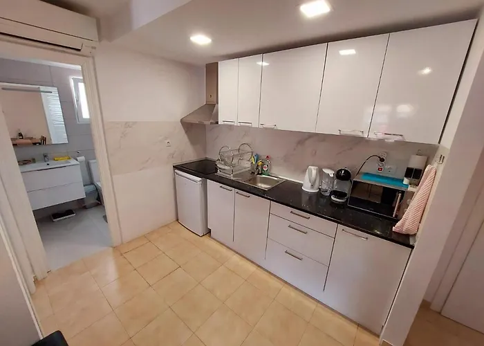 Casa Del Gato Rojo , Communal Swimming Pool , Terrace With Barbecue * Торевьиа