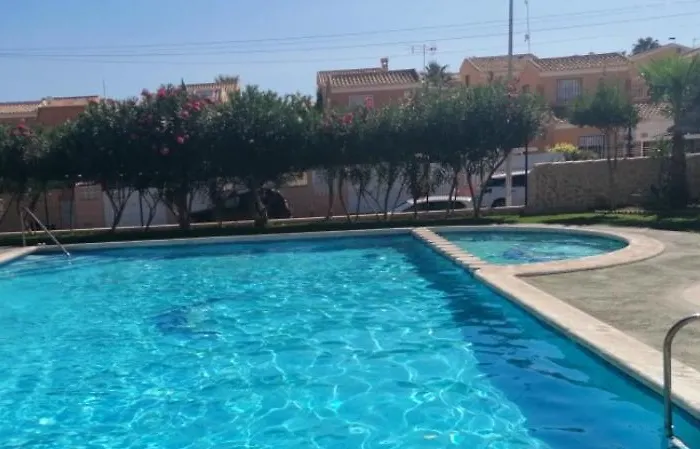 Апартаменты Casa Del Gato Rojo , Communal Swimming Pool , Terrace With Barbecue Торевьиа